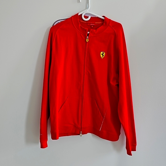 FOfficial Ferrari Zip up - Picture 1 of 3